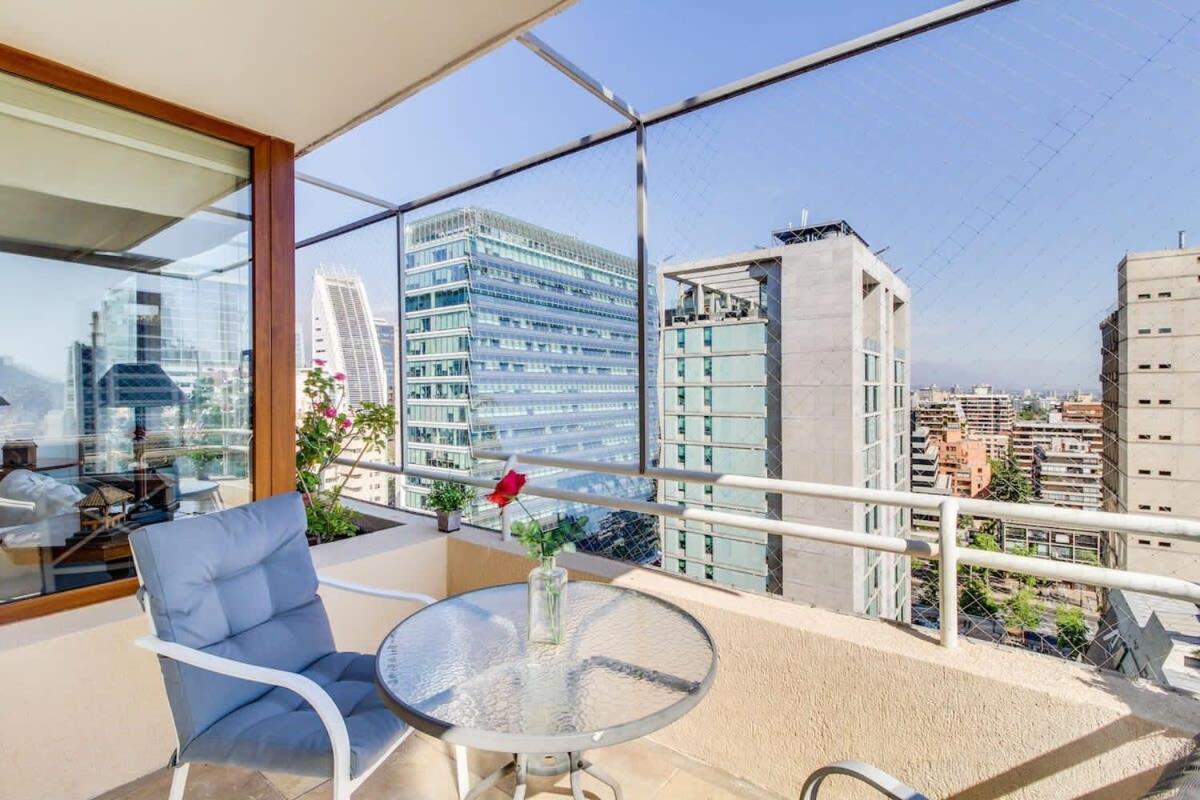 Apartamento El Golf - Fantastic 2 Bedroom In El Golf Santiago de Chile